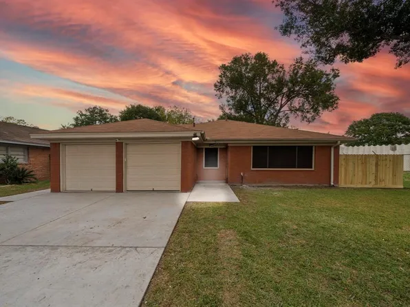 1811 Easthaven Drive, Pasadena, TX 77506
