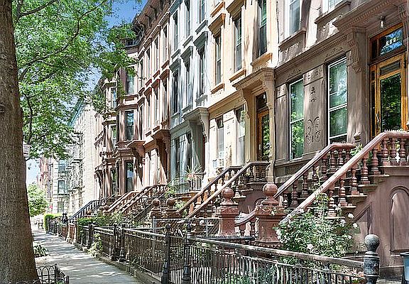 5th image of 211 Jefferson Ave APT 4F