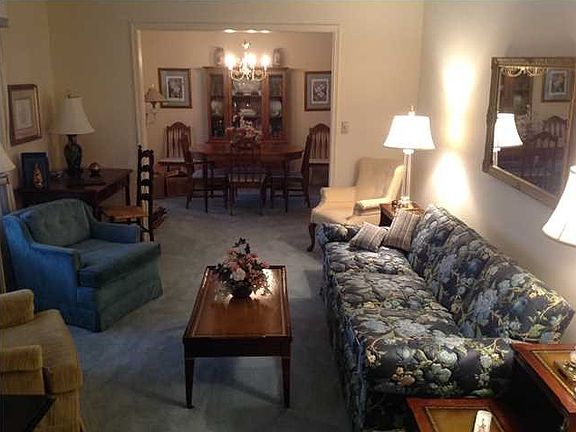 5th image of 50 Kriswood Dr
