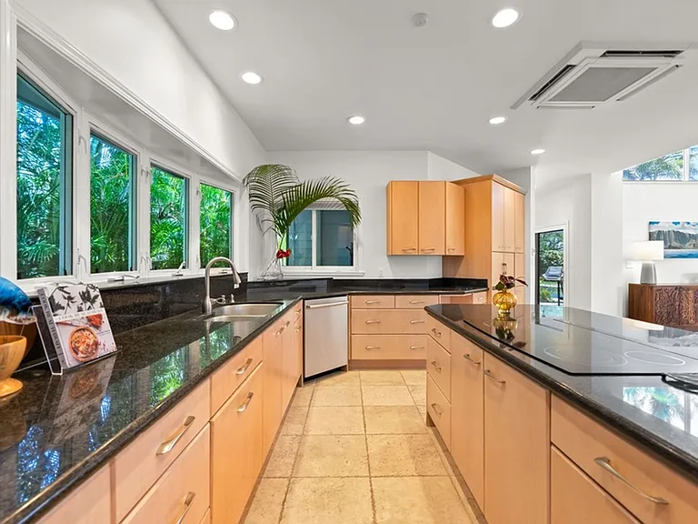 145 Kaimoani Way — Photo 15