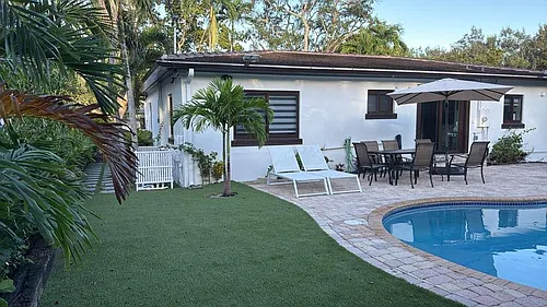 1011 Pizarro St Photo 1