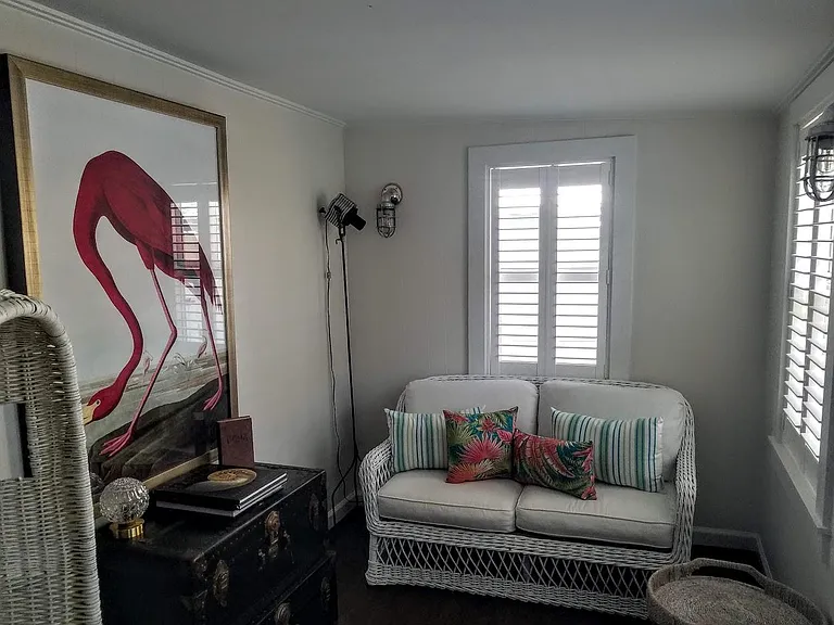 105 6th Ave — Photo 34