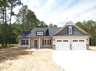 802 Shade Tree Rd, Benson, NC 27504