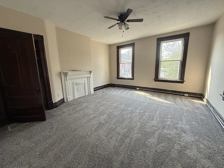 101 Shelby St — Photo 15