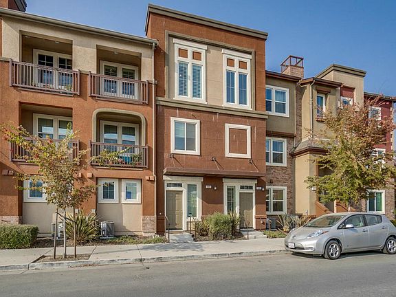 2nd image of 1491 Mercado Way