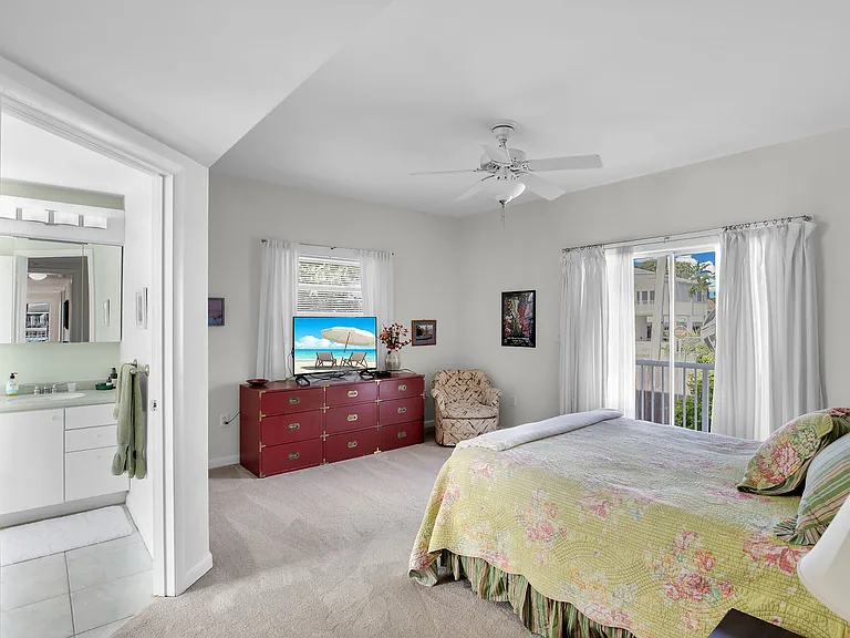 314 Loeb Ave — Photo 21