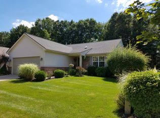 9874 Tioga Trl, Pinckney, MI