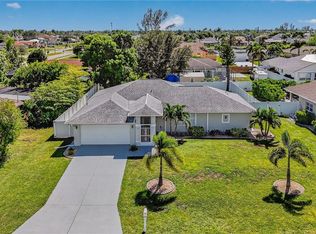 624 SE 19th Ln, Cape Coral, FL 33990