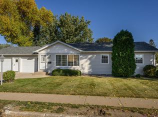 402 W Divide Ave, Bismarck, ND 58501
