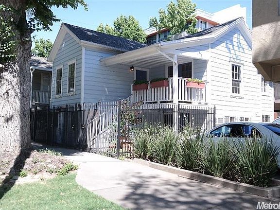 2nd image of 519 13th St APT C