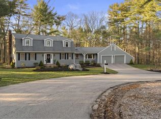 20 Holly Tree Ln, Duxbury, MA 02332