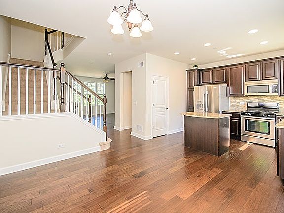 3rd image of 705 E Hamlin Ln #91