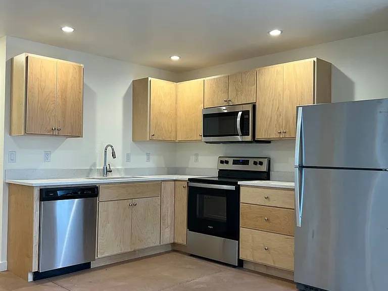 534 Putnam Ave #1 — Photo 1