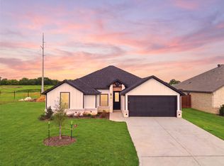 1600 Oleander Dr, Tolar, TX 76476