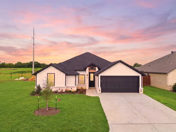 1600 Oleander Dr, Tolar, TX 76476