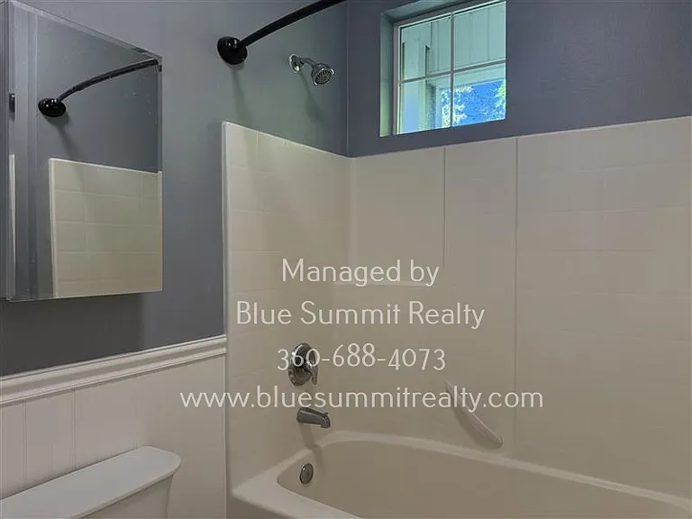 7633 Rushmore Way NE — Photo 11