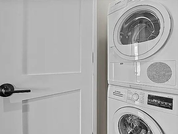 5th image of 2858 Stillwell Ave APT 2G