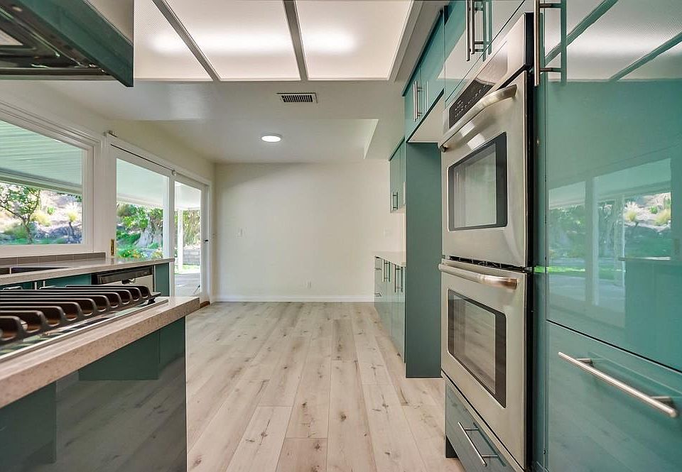 3333 Brace Canyon Rd, Burbank, CA 91504 | Zillow 3333 Brace Canyon Rd, Burbank, CA 91504 | Zillow