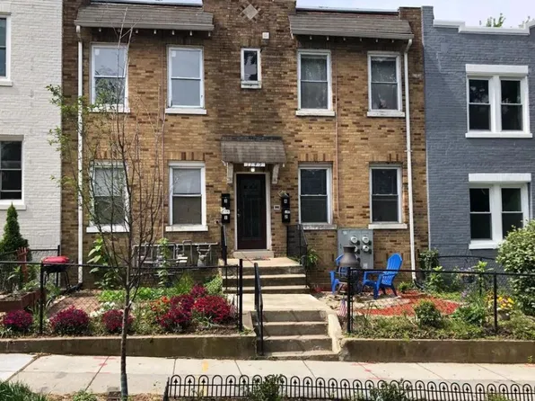1145 Owen Pl NE APT 2, Washington, DC 20002