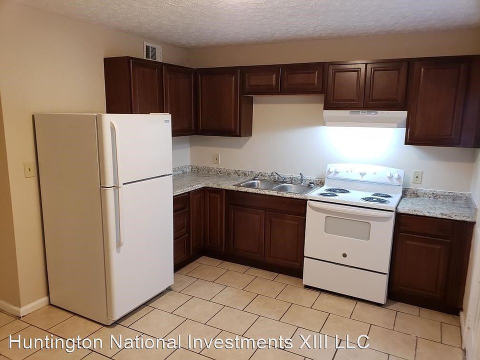1st image of 76 Evergreen Ln APT 15