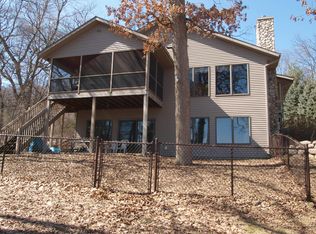 N7770 Kettle Moraine Dr, Whitewater, WI 53190