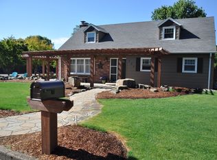 205 NE Fairway Dr, Albany, OR 97321