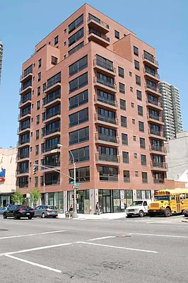 Rented by Peter Ashe | media 53