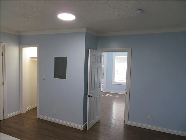 3923 S South Normandie Ave — Photo 16