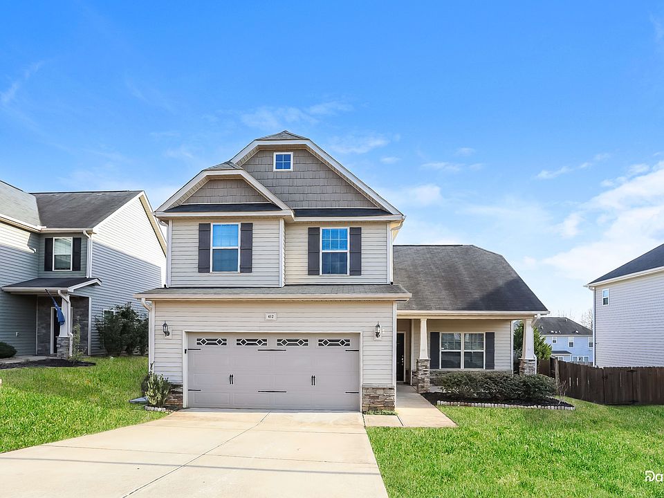 1st image of 412 McCarthy Dr