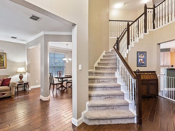 5th image of 2417 Pinehurst Dr