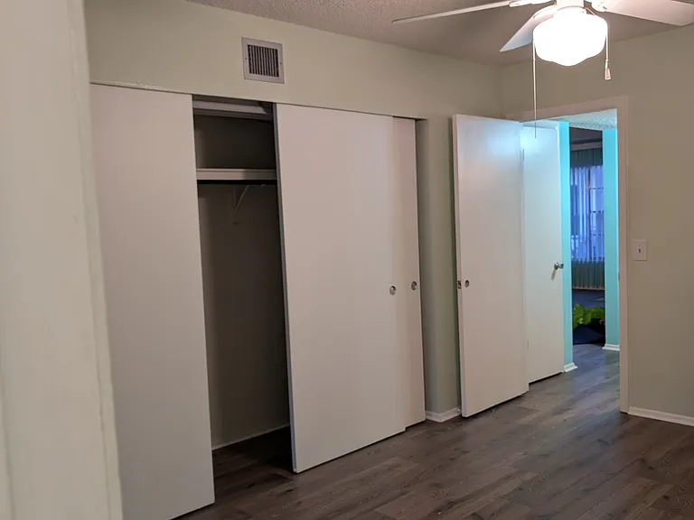 2258 World Parkway Blvd W #10 — Photo 13