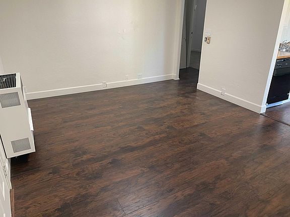 3rd image of 3569 Park St