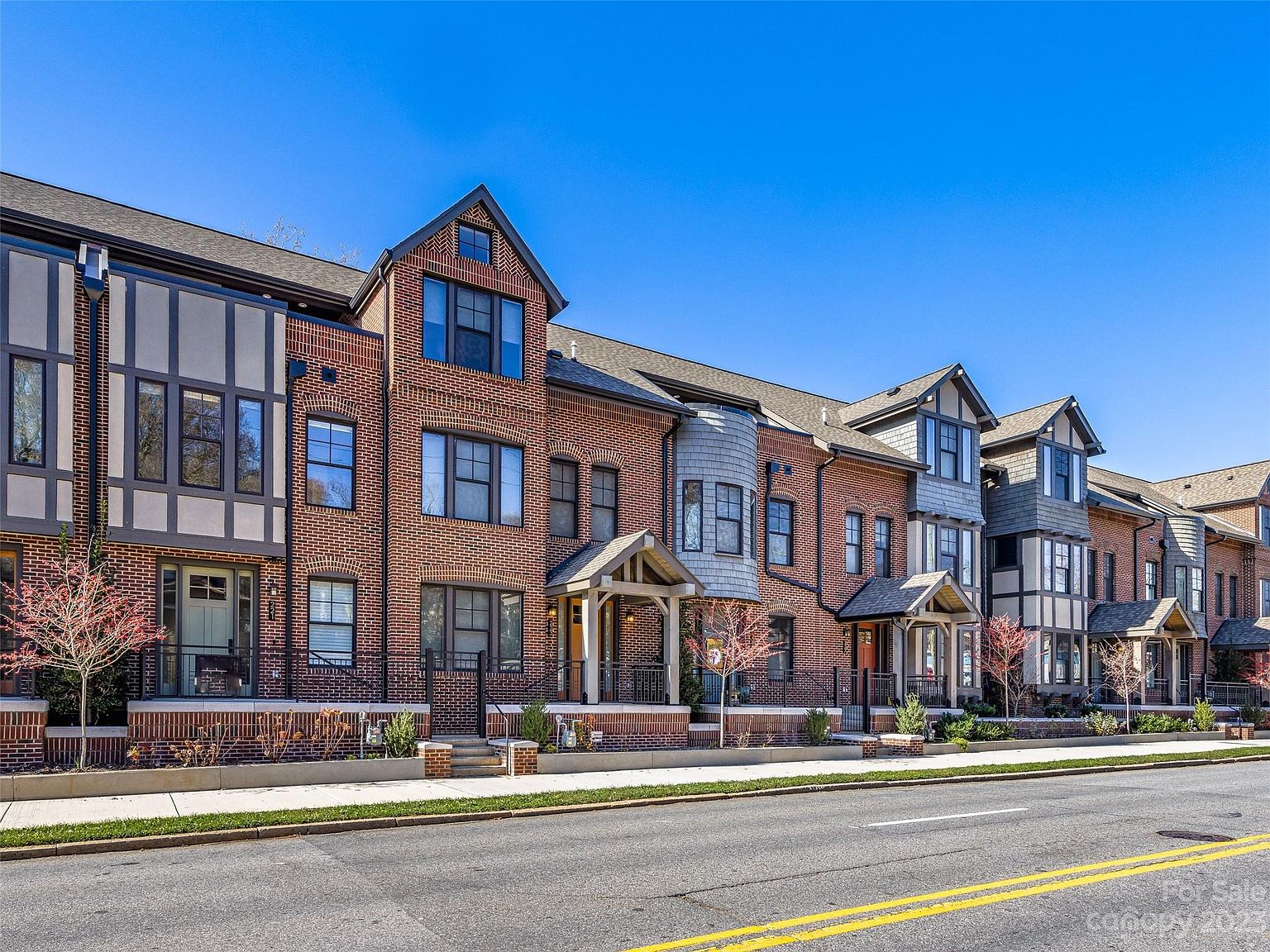 223 Broadway St, Asheville, NC 28801 Zillow