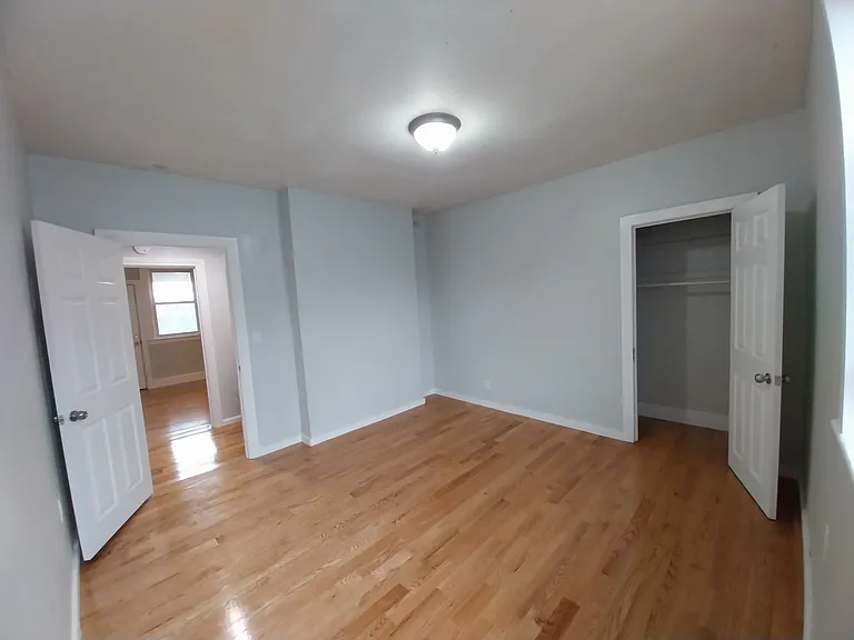 295-297 Beech St #3 — Photo 5