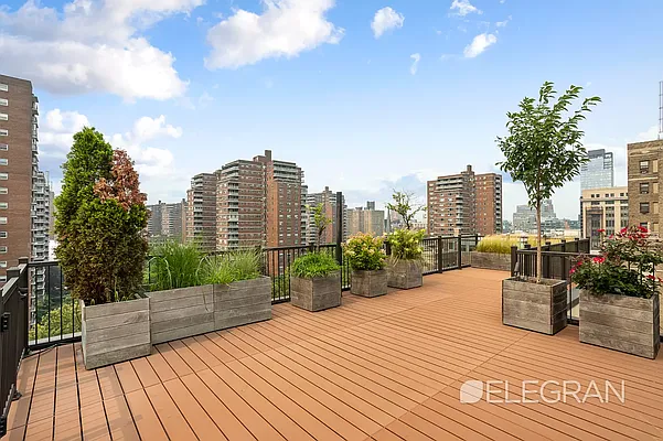 Rented by (Legacy) Elegran | media 18