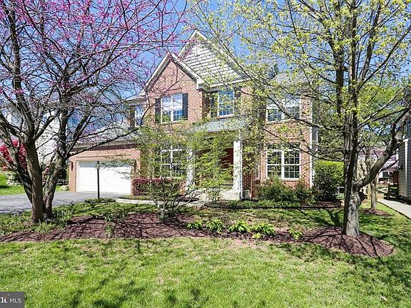 2nd image of 13315 Queenstown Ln