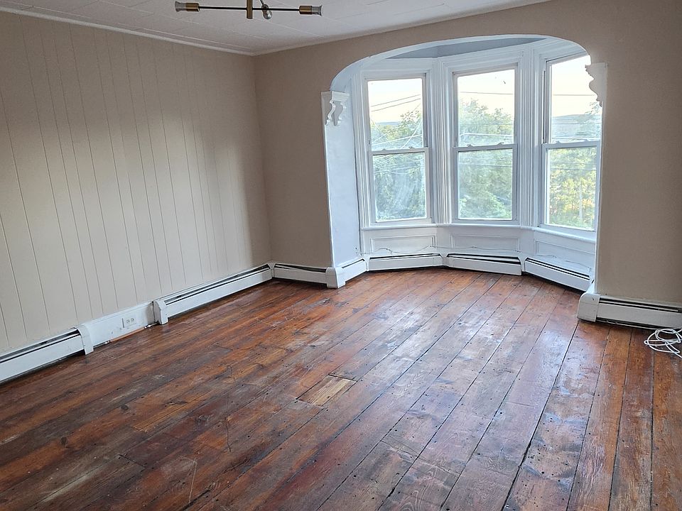 2nd image of 79 W Main St #2