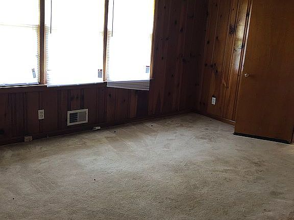 Den or 3rd bedroom 