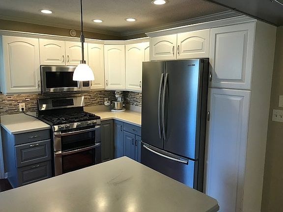 5th image of 4001 N Lancaster Dr