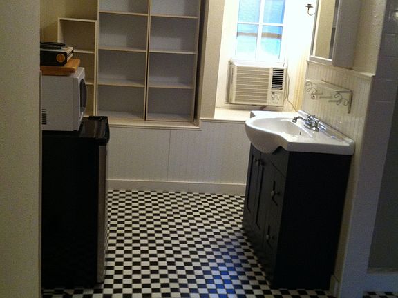 Kitchen area