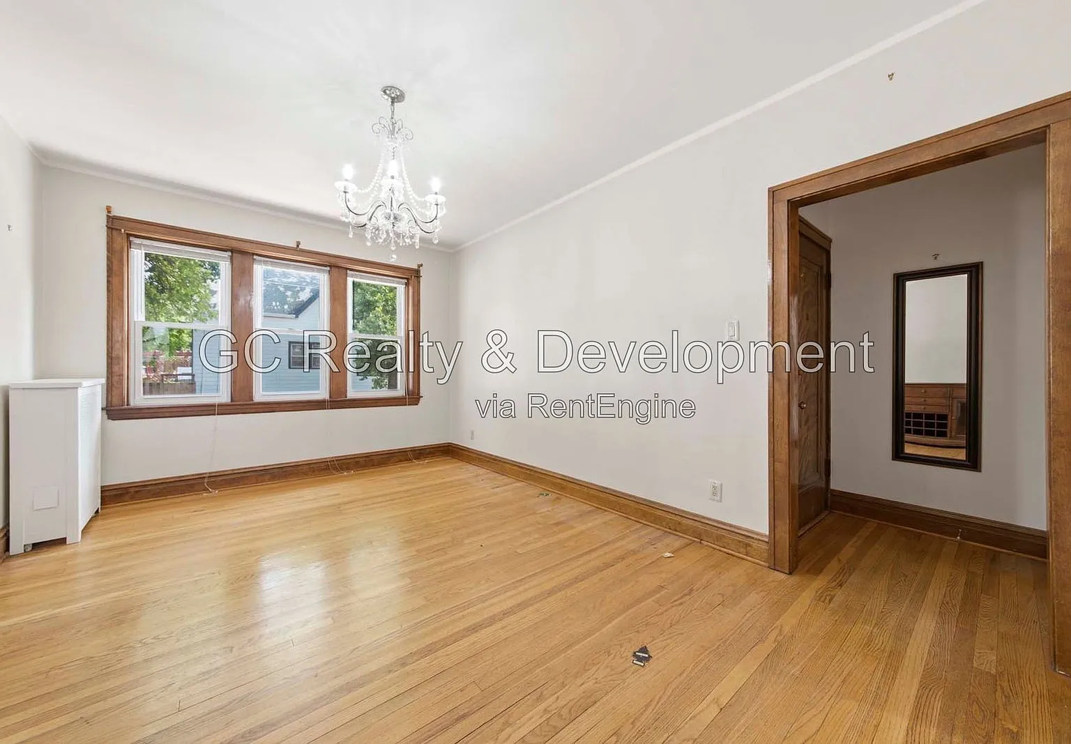 1 bed, 1.0 bath, 750 sqft, $1,400 — Photo 2