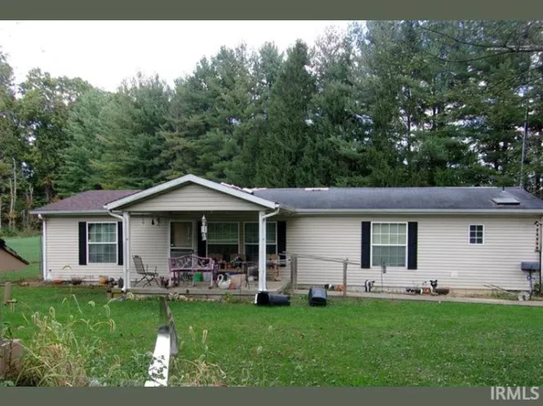 1500 Noe Rd, Mitchell, IN 47446