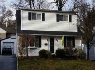 77 E Prospect St, Waldwick, NJ 07463