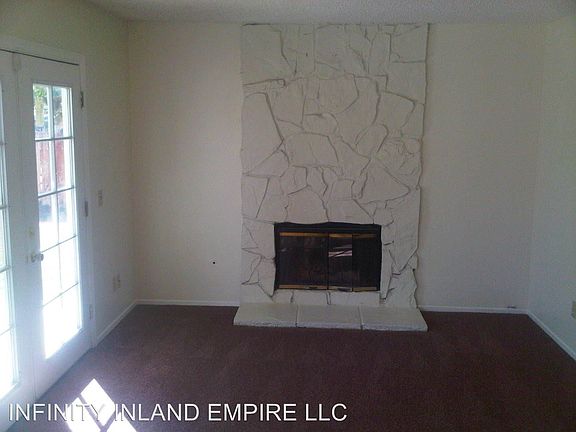 5th image of 17145 Los Cedros Ave