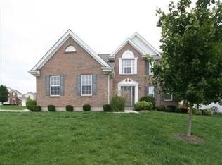 9070 Summit Pointe Dr, Springboro, OH 45066