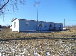 2887 Dease Lake Rd, Hale, MI 48739
