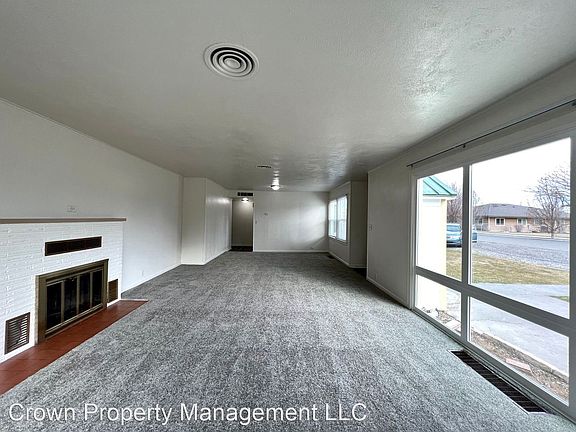 5th image of 3910 W Kennewick Ave #10881527