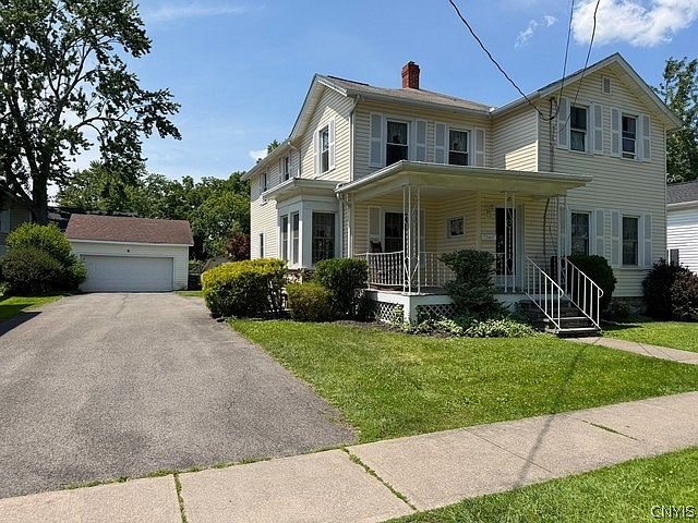 1st image of 21 Troy St