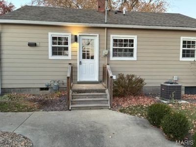 804 Montgomery St, Hillsboro, IL, 62049