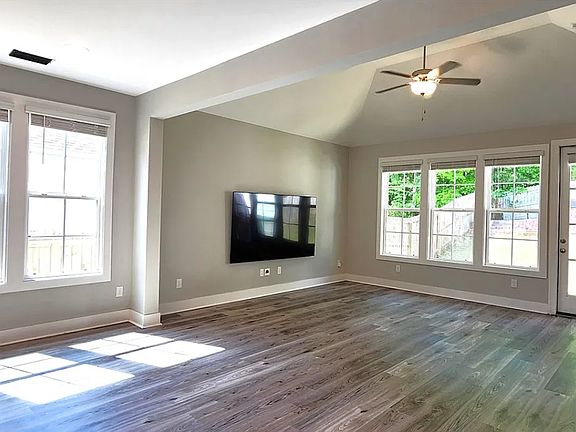 2nd image of 648 Village Dr